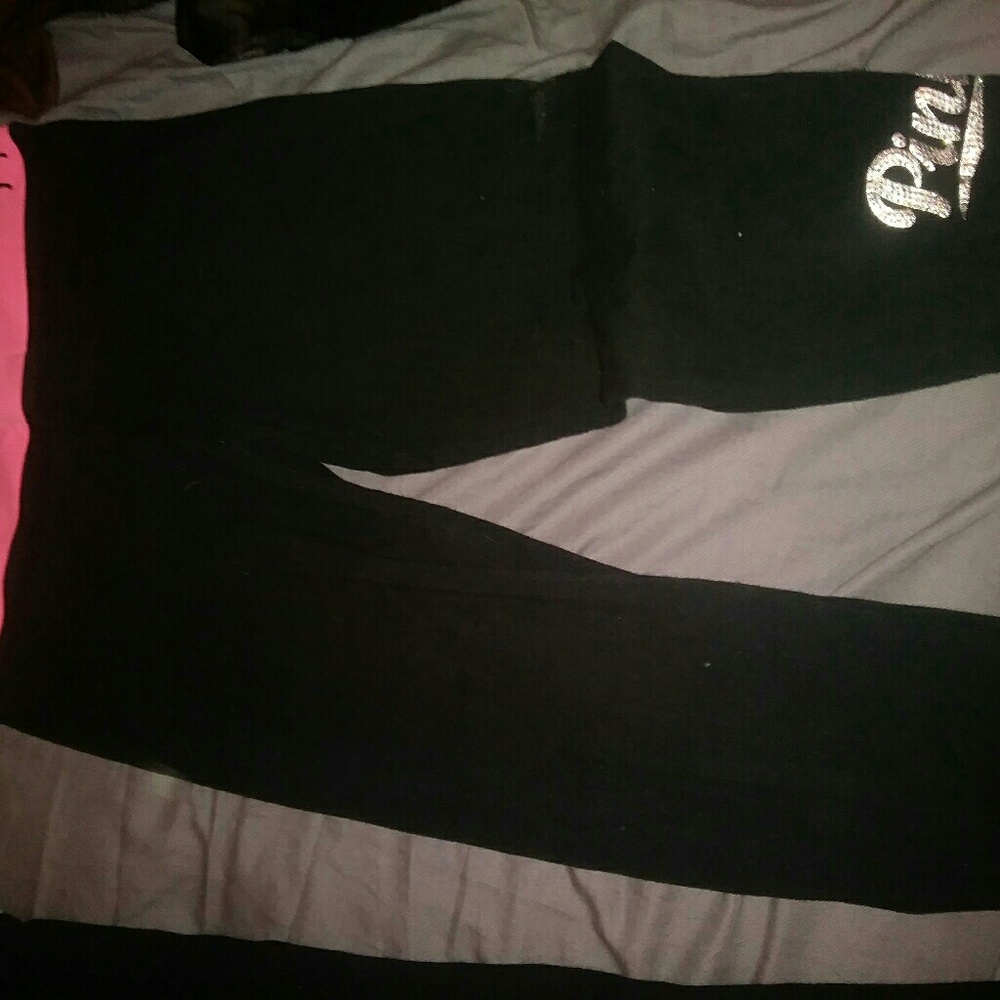 Pink Vs Yoga pants (Short)